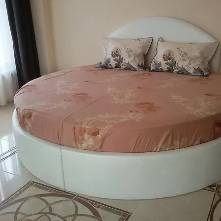 Konukevi Peak Guest 4*
