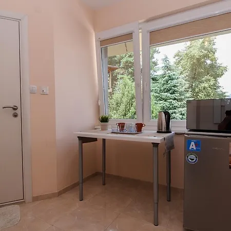 Konukevi Peak Guest 4*